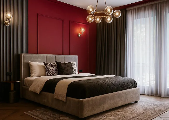 Qult - Crimson Whispers Bucureşti