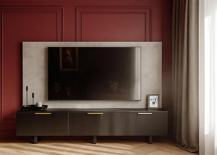 Qult - Crimson Whispers * Bucureşti